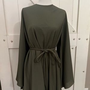 Hemline bell sleeve dress